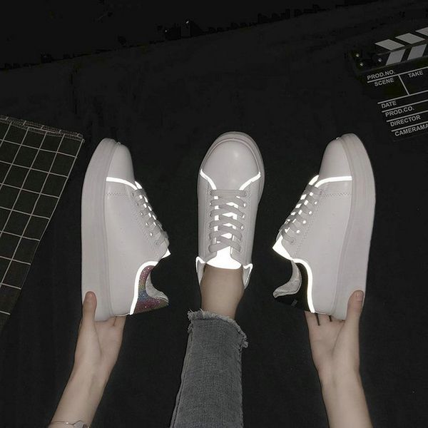 luminous white sneakers 2020 autumn new european and american thick-soled casual running shoes fashion reflective sneakers zq-50
luminous white sneakers 2020 autumn new european and american thick-soled casual running shoes fashion reflective sneakers zq-50