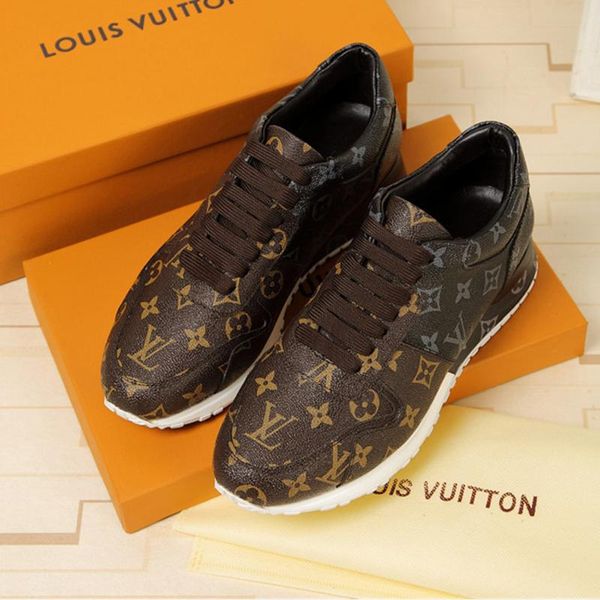 235 designer high-quality men's casual sports shoes and luxury outdoor casual shoes, the original box size is 38-45, Black
235 designer high-quality men's casual sports shoes and luxury outdoor casual shoes, the original box size is 38-45, Black