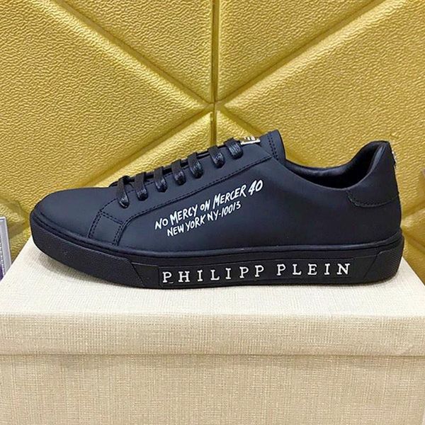 low men 's shoes comfortable luxury fashion sneakers flats platforms breathable style design lace -up black and white
low men 's shoes comfortable luxury fashion sneakers flats platforms breathable style design lace -up black and white