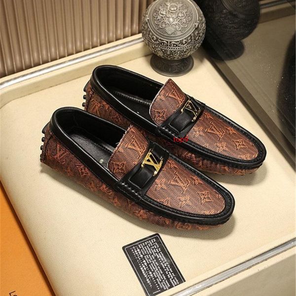 brand loafers new men shoes slip on men s leisure flat shoes fashion male breathable moccasin loafers driving shoes, Black;green
brand loafers new men shoes slip on men s leisure flat shoes fashion male breathable moccasin loafers driving shoes, Black;green