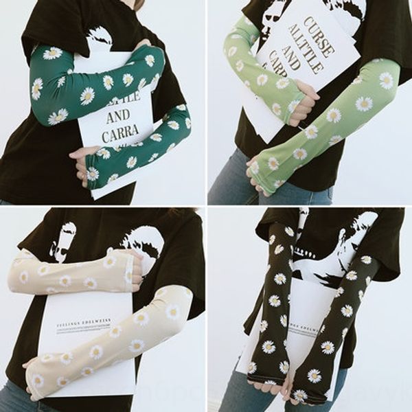 ins lin ya feng net red cool ice sunscreen female cute beautiful girl arm printed ice sleeve arm sleeve
ins lin ya feng net red cool ice sunscreen female cute beautiful girl arm printed ice sleeve arm sleeve