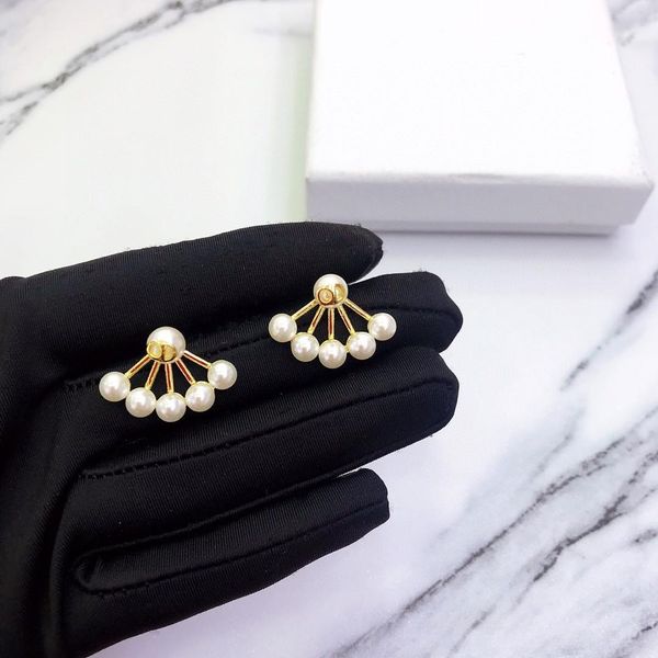 explosion cd pearl personality wild designer earrings luxury designer jewelry women earrings, Golden
explosion cd pearl personality wild designer earrings luxury designer jewelry women earrings, Golden