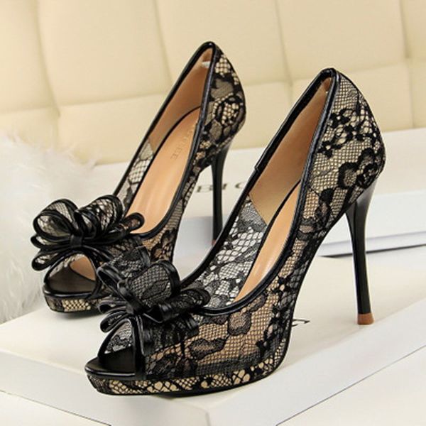women's shoes 2020 lace women's shoes with thin heels, high heels and shallow mouths, fish-mouth hollowed-out mesh bow, Black
women's shoes 2020 lace women's shoes with thin heels, high heels and shallow mouths, fish-mouth hollowed-out mesh bow, Black