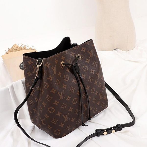 luxury womens leather bucket bag handbag drawstring ladies shoulder bag messenger vintage fashion style crossbody bags sale
luxury womens leather bucket bag handbag drawstring ladies shoulder bag messenger vintage fashion style crossbody bags sale