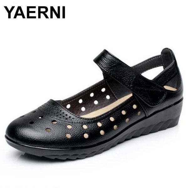 yaernisummer leather hollow with flat shoes small size 33 large size 43 women's shoes round head casual middle-aged sandals e570, Black
yaernisummer leather hollow with flat shoes small size 33 large size 43 women's shoes round head casual middle-aged sandals e570, Black