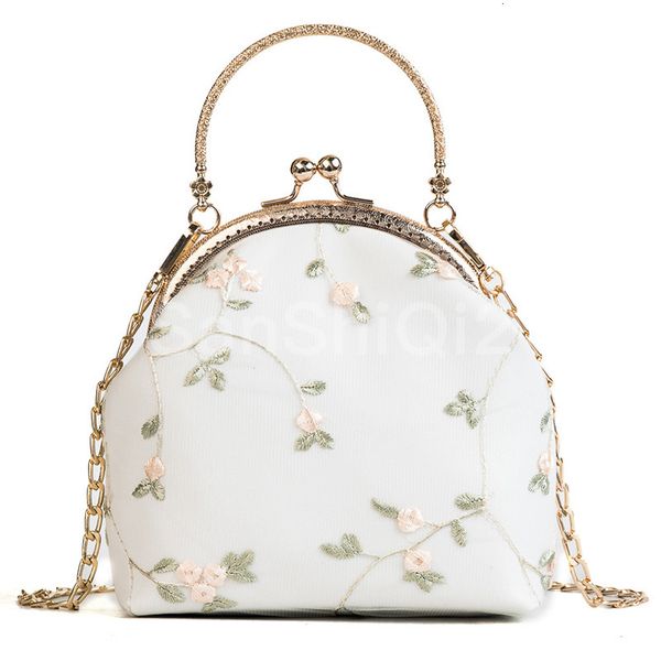 women lace bag 2020 summer fashion new handbag pu leather sweet tote bag chain portable shoulder travel bags
women lace bag 2020 summer fashion new handbag pu leather sweet tote bag chain portable shoulder travel bags