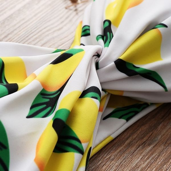 lemon print twist bandeau bikini set strapless high cut leg bikini swimwear women thong bikini push up bathing suit swimsuit, White;black
lemon print twist bandeau bikini set strapless high cut leg bikini swimwear women thong bikini push up bathing suit swimsuit, White;black