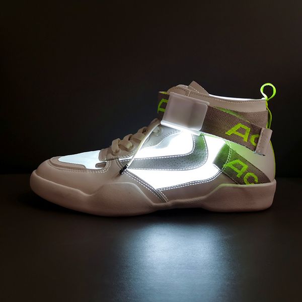 new fashion casual trend high-breathable buckle women's shoes couple fitness sports shoes coach outdoor vulcanized shoes
new fashion casual trend high-breathable buckle women's shoes couple fitness sports shoes coach outdoor vulcanized shoes