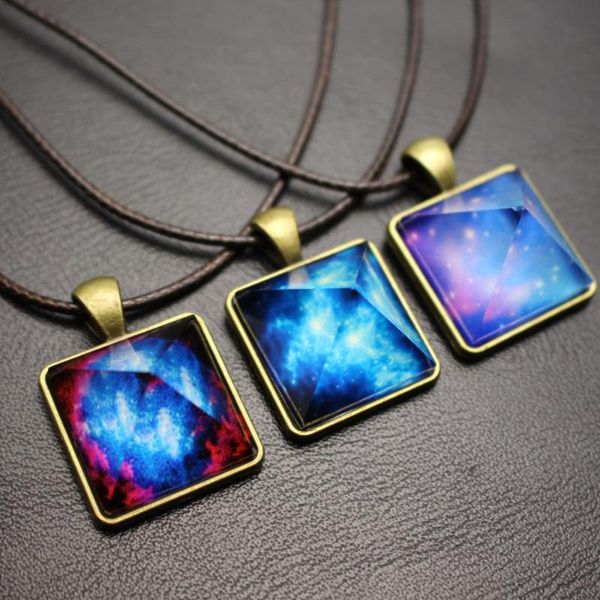 2020 charm crystal glow in the dark necklace pyramid pendant space star triangle geometric luminous necklace for women men gift, Silver
2020 charm crystal glow in the dark necklace pyramid pendant space star triangle geometric luminous necklace for women men gift, Silver