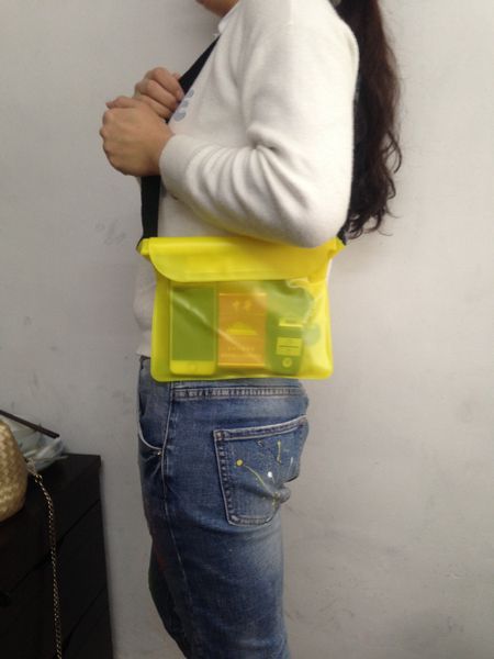 bvcla outdoor sports waist drifting beach mobile outdoor sports phone waterproof bag pvc three-layer sealed touchable mobile phone waterproo
bvcla outdoor sports waist drifting beach mobile outdoor sports phone waterproof bag pvc three-layer sealed touchable mobile phone waterproo