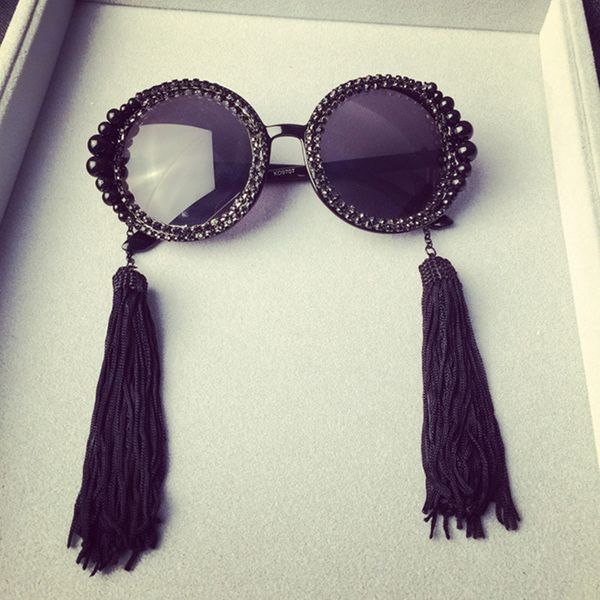 classical fringed round sunglasses women pearl rhinestone retro oversized flat men gafas shade mirror uv400, White;black
classical fringed round sunglasses women pearl rhinestone retro oversized flat men gafas shade mirror uv400, White;black