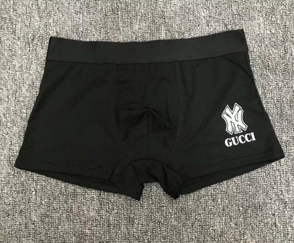 2020 brand boxers cotton breathable boxer shorts underpants tight waist underpants boxers for mens underwears letter, Black;white
2020 brand boxers cotton breathable boxer shorts underpants tight waist underpants boxers for mens underwears letter, Black;white
