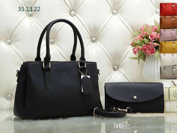 women designer handbags luxury clutch bags messenger shoulder bags chain bag good quality pu leather purses ladies handbag 35*13*22
women designer handbags luxury clutch bags messenger shoulder bags chain bag good quality pu leather purses ladies handbag 35*13*22