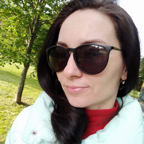 2020 nieuwe klassieke erika zonnebril vrouwen merk designer spiegel cat eye round zonnebril uv400, White;black
2020 nieuwe klassieke erika zonnebril vrouwen merk designer spiegel cat eye round zonnebril uv400, White;black