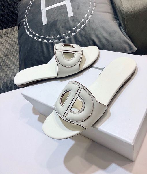 2020 summer slides d-club mules beach indoor flat slippers fashion women black camel blue denim white calfskin slippery casual sandals
2020 summer slides d-club mules beach indoor flat slippers fashion women black camel blue denim white calfskin slippery casual sandals