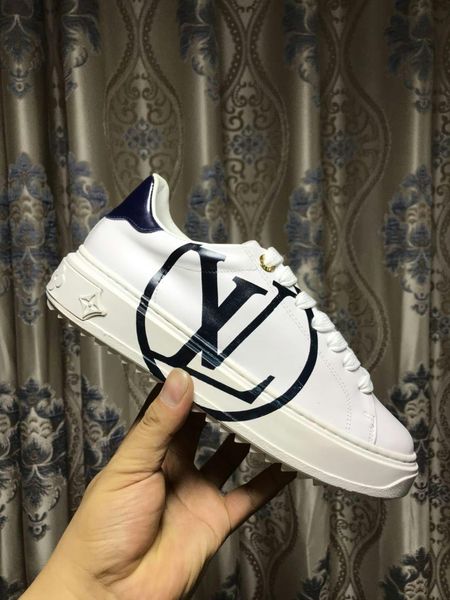new3 fashion ladies casual shoes fashion wild sports shoes outdoor comfortable women's shoes original box packaging fast delivery, Black
new3 fashion ladies casual shoes fashion wild sports shoes outdoor comfortable women's shoes original box packaging fast delivery, Black