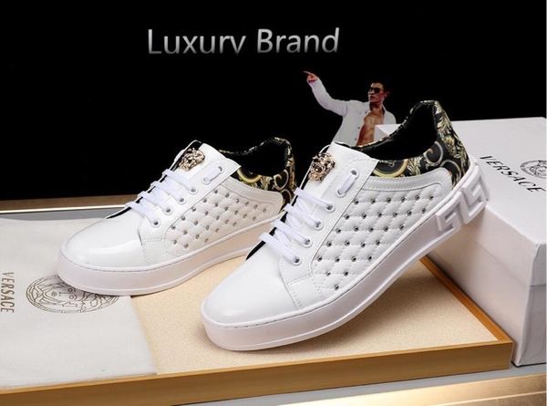 2020k luxury limited edition medusa print casual casual sneakers, fashionable wild outdoor men's shoes, size: 38-45, Black
2020k luxury limited edition medusa print casual casual sneakers, fashionable wild outdoor men's shoes, size: 38-45, Black