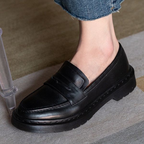 natural leather 2020 autumn new chunky round toe leather large size comfortable low heel women's shoes, Black
natural leather 2020 autumn new chunky round toe leather large size comfortable low heel women's shoes, Black