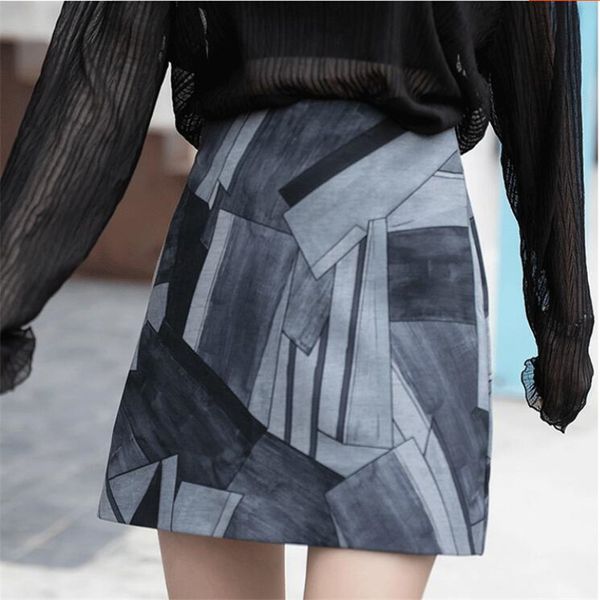 skirts 2021 summer oil painting irregular printing skirt female high waist was thin package hip a word, Black
skirts 2021 summer oil painting irregular printing skirt female high waist was thin package hip a word, Black