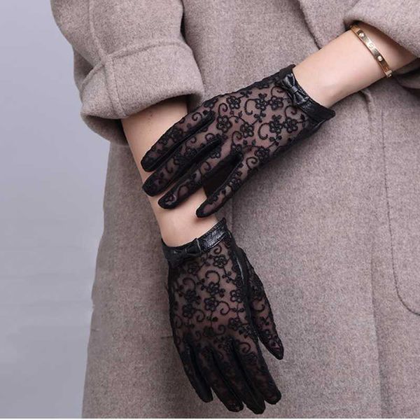 women' black lace patchwork genuine leather gloves female natural leather touch screen motorcycle driving glove, Blue;gray
women' black lace patchwork genuine leather gloves female natural leather touch screen motorcycle driving glove, Blue;gray