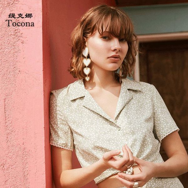 lovely white black heart dangle drop earrings for women opal stone long metal earrings jewelry gift wholesale 8835, Golden
lovely white black heart dangle drop earrings for women opal stone long metal earrings jewelry gift wholesale 8835, Golden