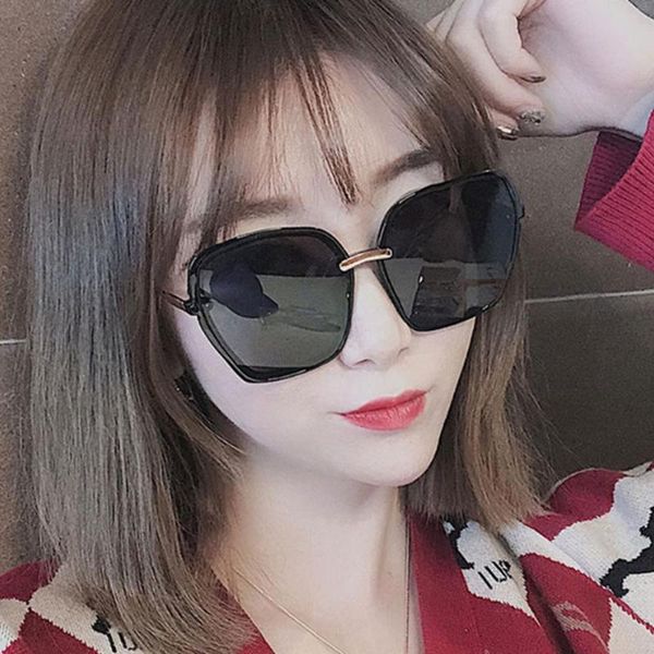 fashion new frame glasses metal men women glasses metal frame retro large uv protection sunglasses mirror ladies, White;black
fashion new frame glasses metal men women glasses metal frame retro large uv protection sunglasses mirror ladies, White;black