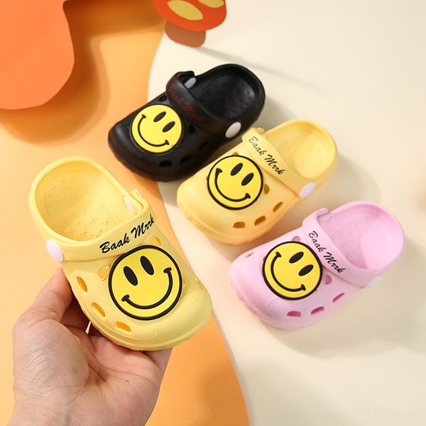 2020 new children' cartoon hole shoes for boys and girls comfortable anti-slip smiling and sandals face two-wear sandals, Black;grey
2020 new children' cartoon hole shoes for boys and girls comfortable anti-slip smiling and sandals face two-wear sandals, Black;grey
