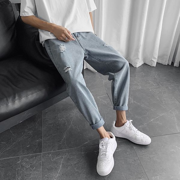 new men's casual jeans fashion trend street men's trousers solid color loose hole jeans thin summer pants blue xxl
new men's casual jeans fashion trend street men's trousers solid color loose hole jeans thin summer pants blue xxl