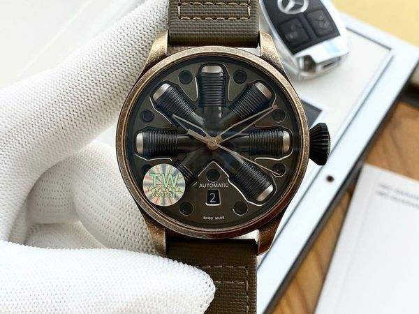 new tw production fully automatic mechanical movement 316l steel case 316l steel case diameter 40mm thick 11mm sapphire glass mirror, Slivery;brown
new tw production fully automatic mechanical movement 316l steel case 316l steel case diameter 40mm thick 11mm sapphire glass mirror, Slivery;brown