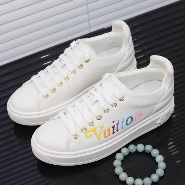 new men shoes casual sneakers zapatos de hombre with original box mens shoes luxury fashion footwears rubber soles chaussures pour hommes
new men shoes casual sneakers zapatos de hombre with original box mens shoes luxury fashion footwears rubber soles chaussures pour hommes