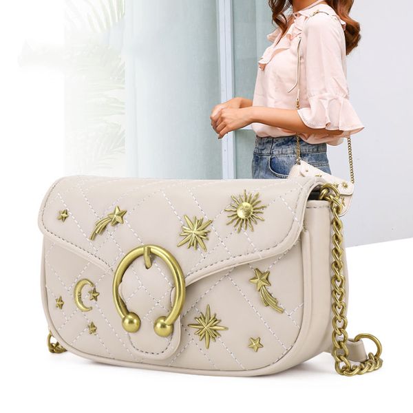 женщины плечо crossbody сумки классического plaid посланник сумка модельер сумочка sun moon star rivet украшение качество кошелек
женщины плечо crossbody сумки классического plaid посланник сумка модельер сумочка sun moon star rivet украшение качество кошелек