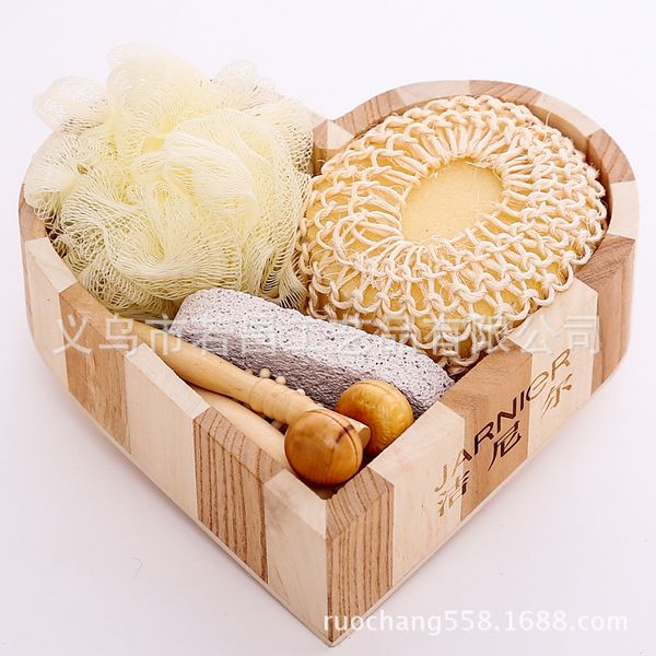 heart-shaped gift box bath set holiday gift present stylish wooden bath set of six pieces without any logo
heart-shaped gift box bath set holiday gift present stylish wooden bath set of six pieces without any logo