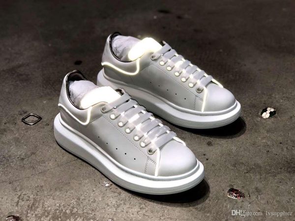 new arrival oversized sneaker mens womens luxury designer shoes white leather sneakers trainer reflective casual shoes with box, Black
new arrival oversized sneaker mens womens luxury designer shoes white leather sneakers trainer reflective casual shoes with box, Black