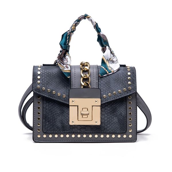 vintage serpentine rivets handbags women crossbody bags 2020 fashion totes ladies shoulder messenger bag clutches female purses
vintage serpentine rivets handbags women crossbody bags 2020 fashion totes ladies shoulder messenger bag clutches female purses