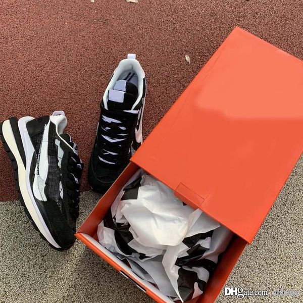 высокий аутентичные sacai х pegasus vaporfly sp men кроссовки black summit white pure platinum человек спорта кроссовки с оригинальным box
высокий аутентичные sacai х pegasus vaporfly sp men кроссовки black summit white pure platinum человек спорта кроссовки с оригинальным box