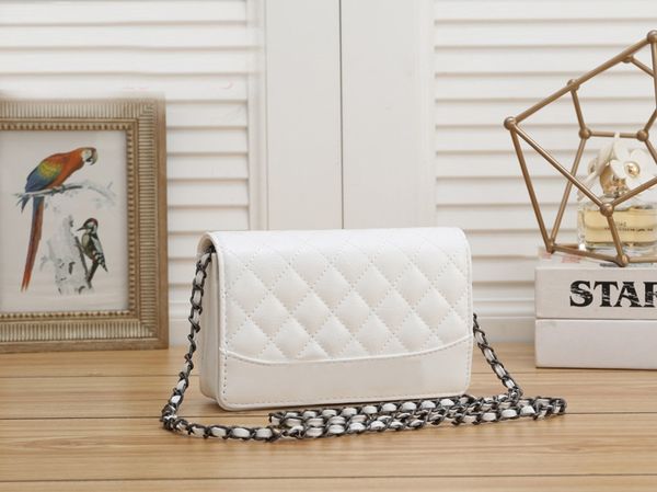 designer handbag tote crossbody bag fashion handbags gigh-quality women handbag leather bag flip cover diagonal shoulder bags chain bag993b
designer handbag tote crossbody bag fashion handbags gigh-quality women handbag leather bag flip cover diagonal shoulder bags chain bag993b