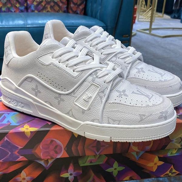 05 the high-quality men's casual sports shoes and outdoor casual shoes of the new brand designer, the original box size is 38-45, Black
05 the high-quality men's casual sports shoes and outdoor casual shoes of the new brand designer, the original box size is 38-45, Black