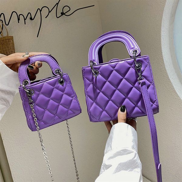 2020 summer lingge embroidery thread bag new chain shoulder messenger bag french niche texture female
2020 summer lingge embroidery thread bag new chain shoulder messenger bag french niche texture female