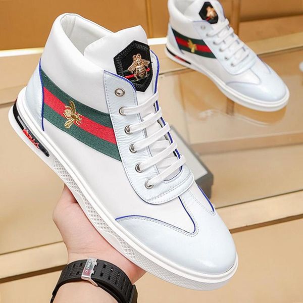 fast delivery comfortable men shoes fashion classic breathable casual footwears lace -up vintage style men boots zapatillas hombre sale
fast delivery comfortable men shoes fashion classic breathable casual footwears lace -up vintage style men boots zapatillas hombre sale