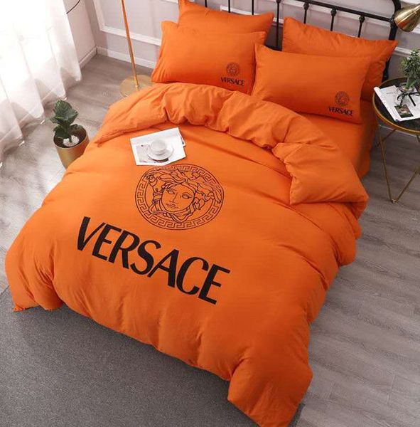 branded cotton 4pcs bedding sets machine hand letter floral printed bedclothes pillow sheet woven soft home textile
branded cotton 4pcs bedding sets machine hand letter floral printed bedclothes pillow sheet woven soft home textile