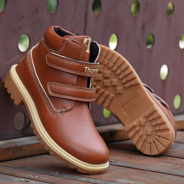 children boots autumn and winter leather school boy shoes fashion in the calf snow boots plush warm waterproof kids martin, Black;grey
children boots autumn and winter leather school boy shoes fashion in the calf snow boots plush warm waterproof kids martin, Black;grey