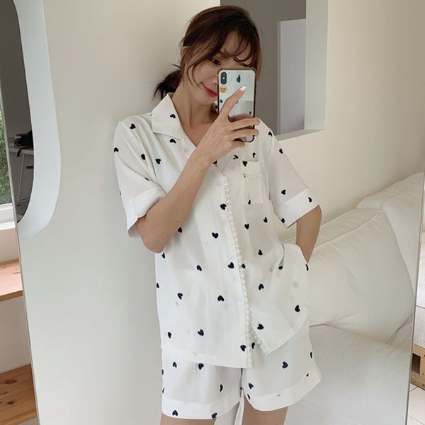 2019 sweet short-sleeved jacket home clothes shorts and shorts sleeping suit home clothes two-piece suit female, Blue;red
2019 sweet short-sleeved jacket home clothes shorts and shorts sleeping suit home clothes two-piece suit female, Blue;red