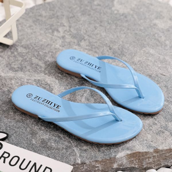 2020 new summer pure color simple flip flops wild fashion flat bottom outer wear non-slip ladies slides beach sandals lazy shoes, Black
2020 new summer pure color simple flip flops wild fashion flat bottom outer wear non-slip ladies slides beach sandals lazy shoes, Black