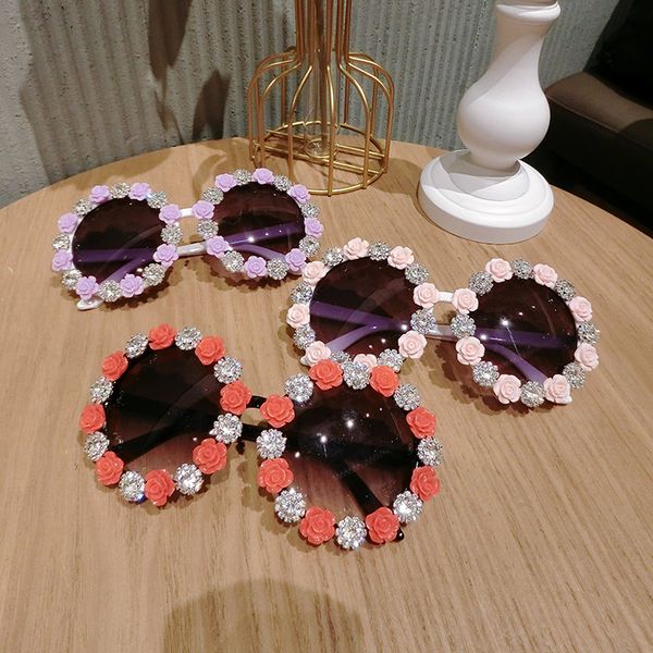 braoqu sunglasses women luxury crystal oversized sun glasses female retro glasses flower shades for women oculos feminino, White;black
braoqu sunglasses women luxury crystal oversized sun glasses female retro glasses flower shades for women oculos feminino, White;black