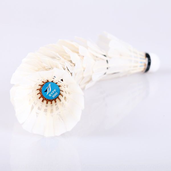 shuangyan feifei 300 duck feather badminton wool ball badminton anti-fall training competition bakelite ball head feather
shuangyan feifei 300 duck feather badminton wool ball badminton anti-fall training competition bakelite ball head feather