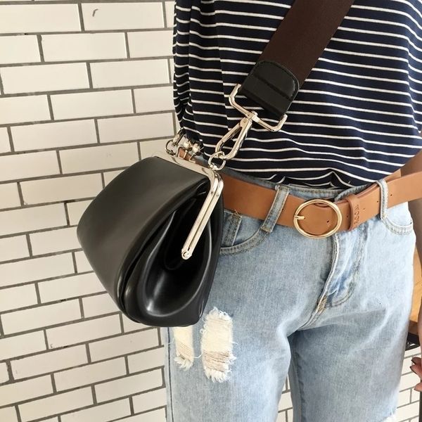 клип женщин crossbody сумки кожа pu модельер широкий ремень сумка большой shell сумка женская мода кошельки
клип женщин crossbody сумки кожа pu модельер широкий ремень сумка большой shell сумка женская мода кошельки