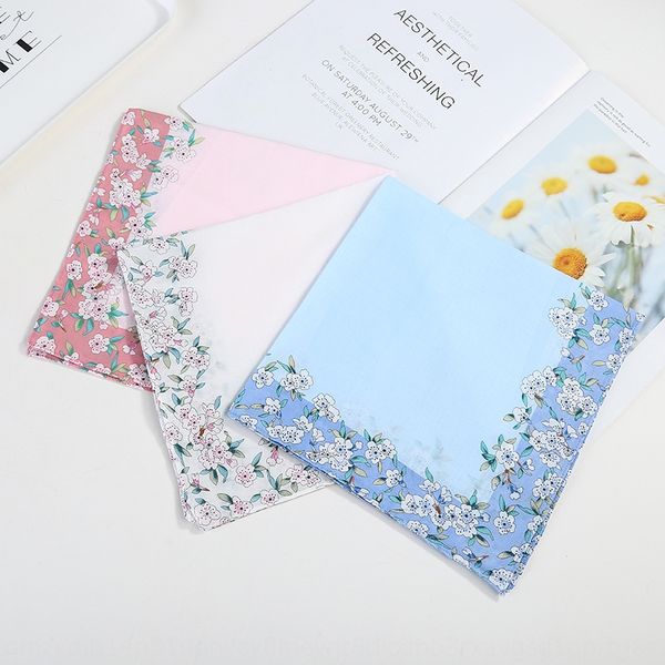 new women's cotton handkerchief candy face face small square color printing small square towel sweat-absorbing saliva towel, Blue;white
new women's cotton handkerchief candy face face small square color printing small square towel sweat-absorbing saliva towel, Blue;white
