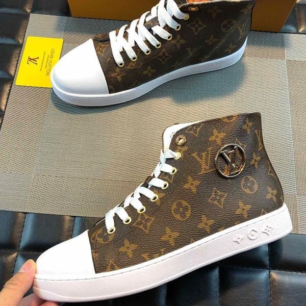 2020we new luxury men's casual fashion sneakers for sale, outdoor travel, sports laces, original box, fast delivery, Black
2020we new luxury men's casual fashion sneakers for sale, outdoor travel, sports laces, original box, fast delivery, Black