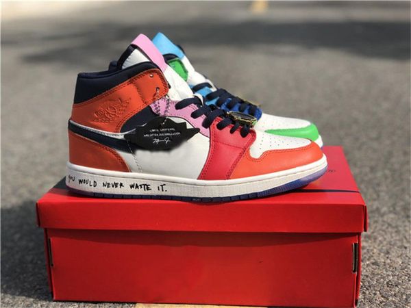 2020 melody ehsani x air authentic 1 mid wmns fearless habanero red 1s cq7629 -100 basketball shoes men women sneakers with box, Black
2020 melody ehsani x air authentic 1 mid wmns fearless habanero red 1s cq7629 -100 basketball shoes men women sneakers with box, Black