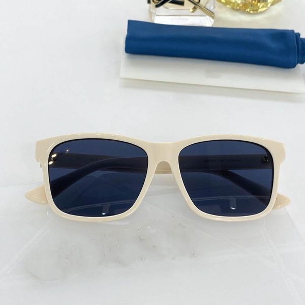 fashion anti-glare driving glasses, men's classic sunglasses, luxury designer polarizing sunglasses, White;black
fashion anti-glare driving glasses, men's classic sunglasses, luxury designer polarizing sunglasses, White;black